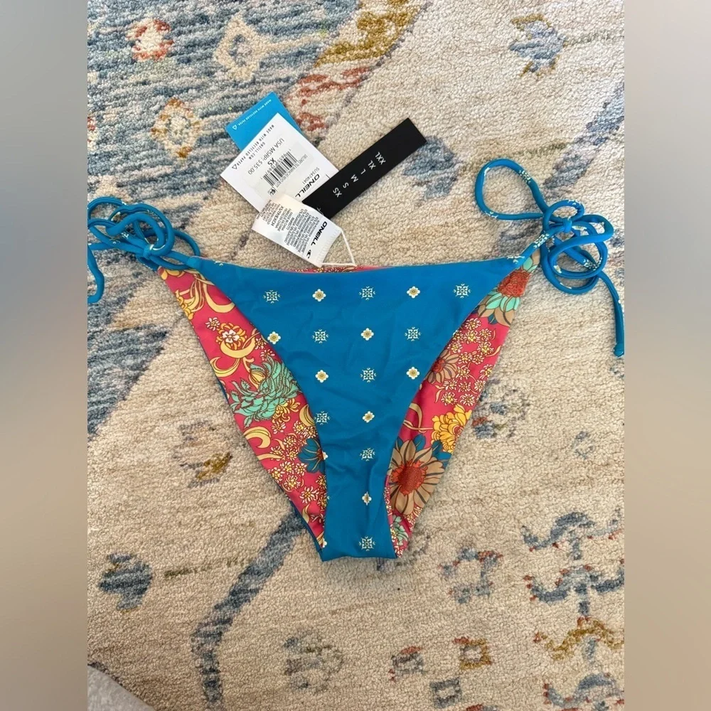 NWT O’Neill Delores Maracas Reversible Swim Bottom Size XS